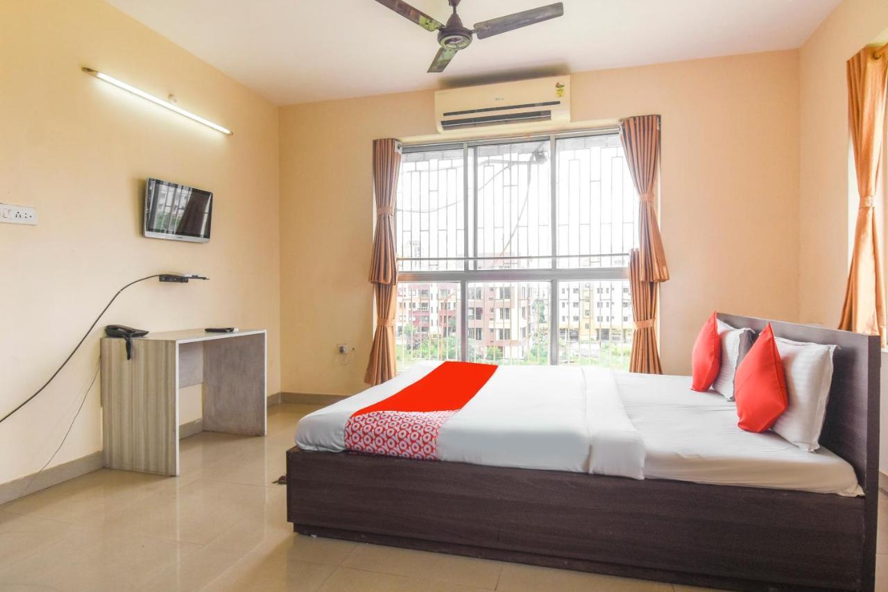 Oyo 8125 Orchid Inn Calcutta Exterior foto