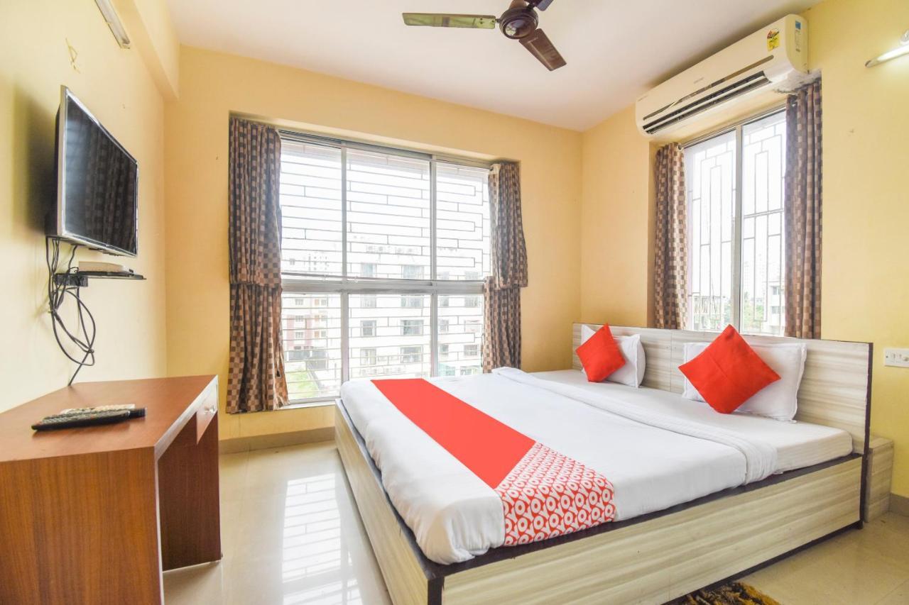 Oyo 8125 Orchid Inn Calcutta Exterior foto